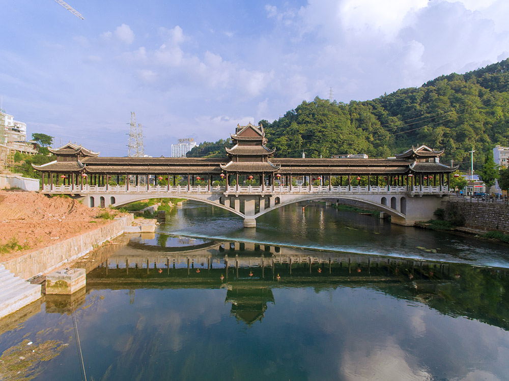 9.鳳凰風(fēng)、雪、雨、霧橋 首圖.jpg