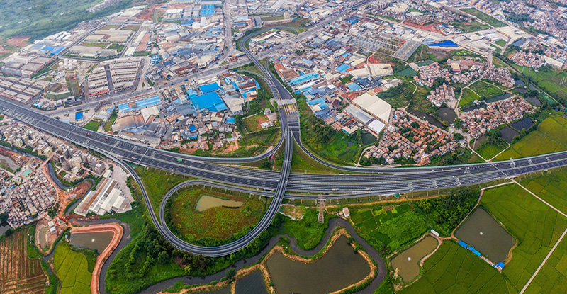 13沈陽(yáng)至海口國(guó)家高速公路-(2).jpg